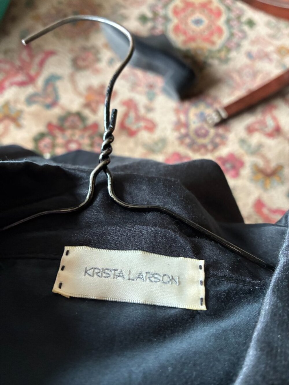 Krista Larson Black Cotton Silk Weekender Shirt - Picture 5 of 6